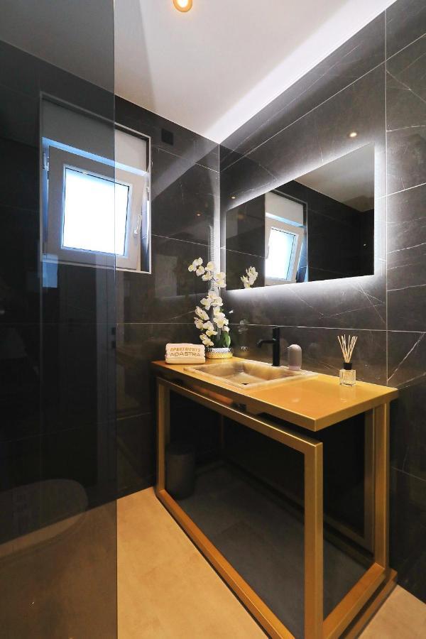 Adastra Apartments Maslenica Εξωτερικό φωτογραφία