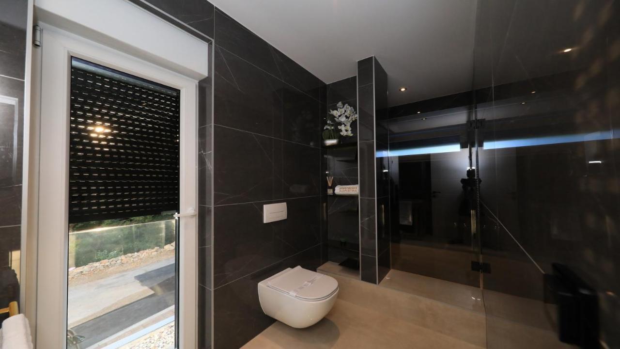 Adastra Apartments Maslenica Εξωτερικό φωτογραφία