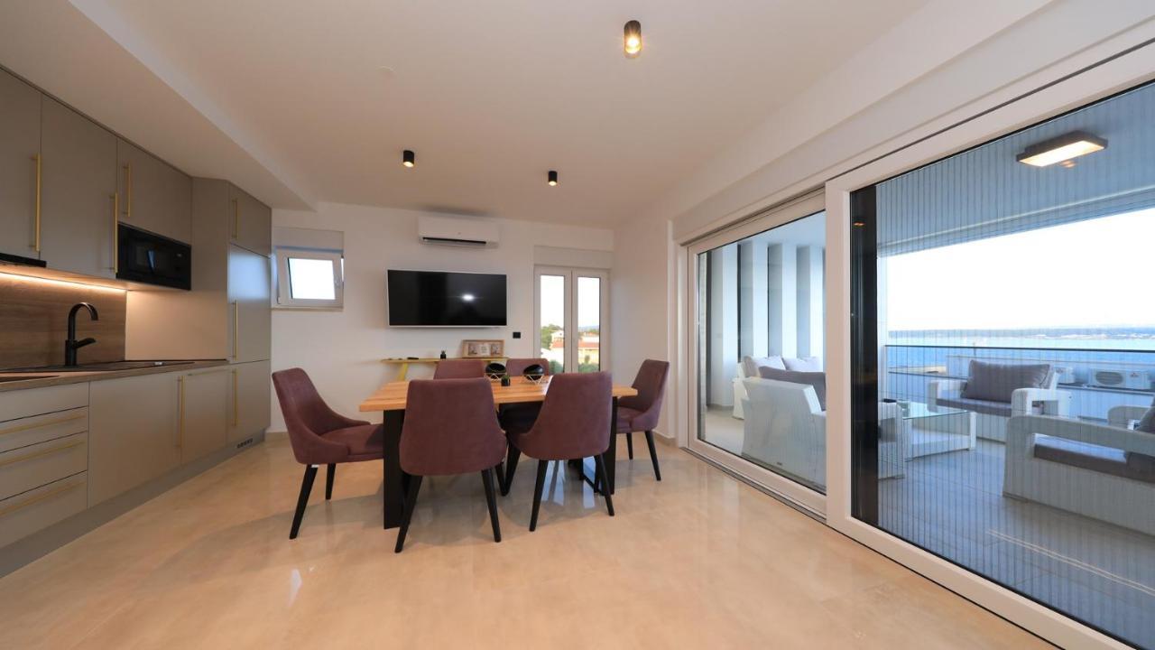 Adastra Apartments Maslenica Εξωτερικό φωτογραφία